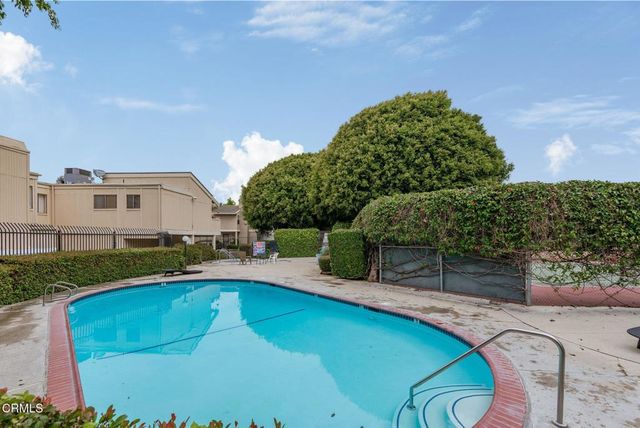 1280 Seacliff Court 2, Ventura, CA 93003