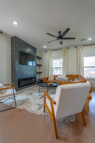 1904 N 17th, Waco, TX 76707