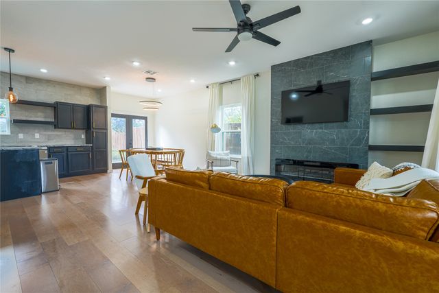 1904 N 17th, Waco, TX 76707