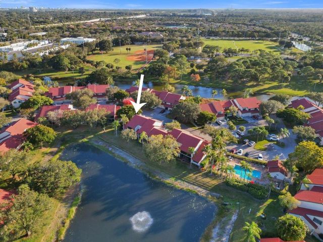 4 Lexington Lane E G, Palm Beach Gardens, FL 33418