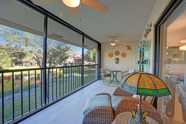 4 Lexington Lane E G, Palm Beach Gardens, FL 33418