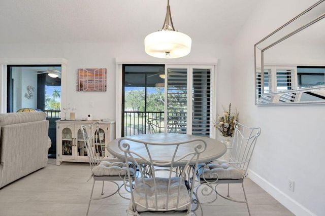 4 Lexington Lane E G, Palm Beach Gardens, FL 33418