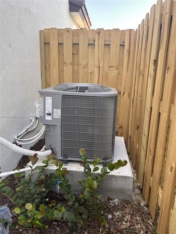 2345 NW 131st Cir 2345, Miami, FL 33167