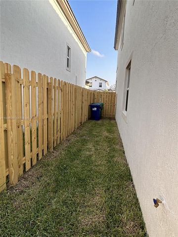 2345 NW 131st Cir 2345, Miami, FL 33167