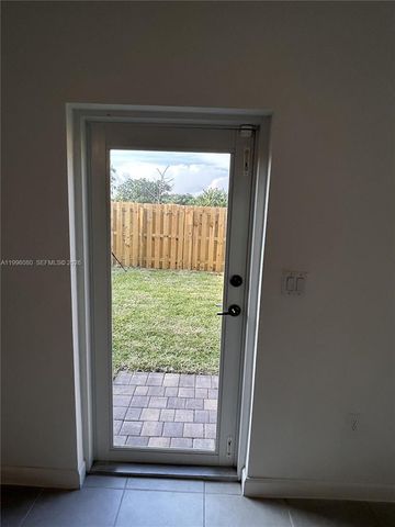 2345 NW 131st Cir 2345, Miami, FL 33167