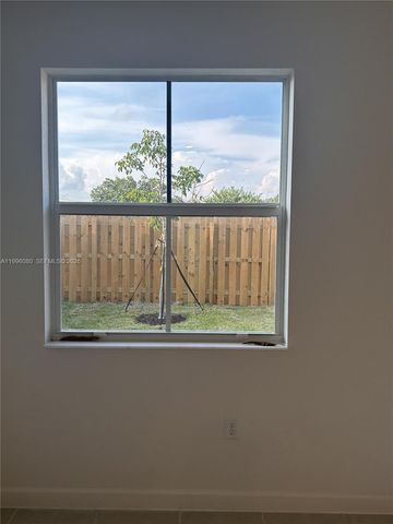 2345 NW 131st Cir 2345, Miami, FL 33167