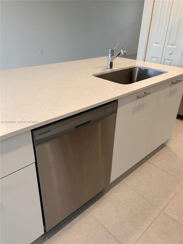 2345 NW 131st Cir 2345, Miami, FL 33167