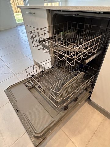 2345 NW 131st Cir 2345, Miami, FL 33167