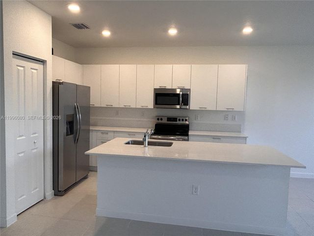 2345 NW 131st Cir 2345, Miami, FL 33167