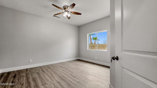 8249 Great Cir Drive, California City, CA 93505