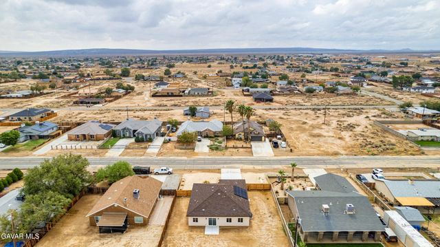 8249 Great Cir Drive, California City, CA 93505