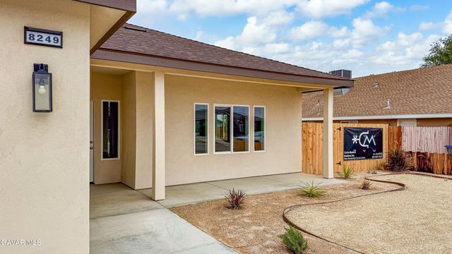 8249 Great Cir Drive, California City, CA 93505