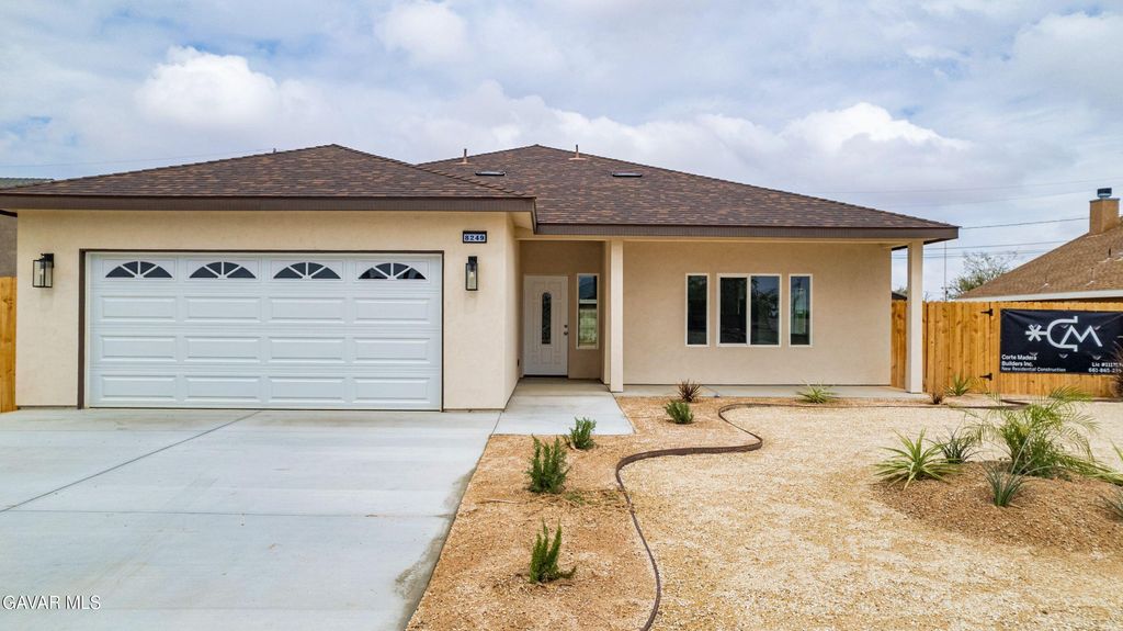 8249 Great Cir Drive, California City, CA 93505