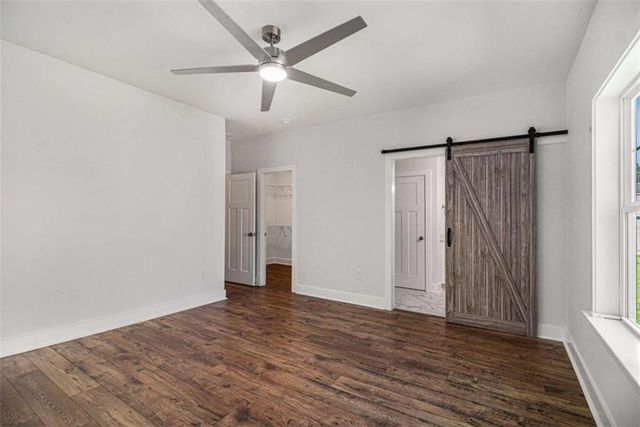 301 Retreat Way, Carrollton, GA 30116