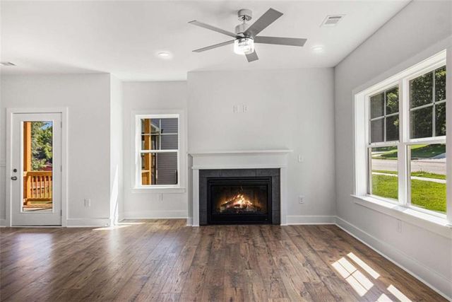 301 Retreat Way, Carrollton, GA 30116