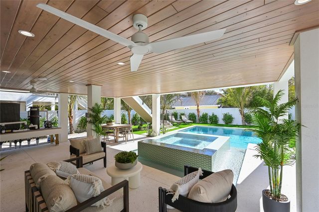 111 PALMETTO AVENUE, Anna Maria, FL 34216