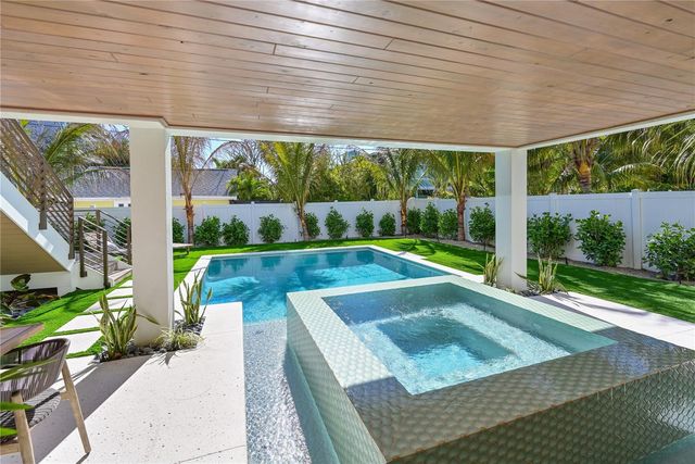 111 PALMETTO AVENUE, Anna Maria, FL 34216