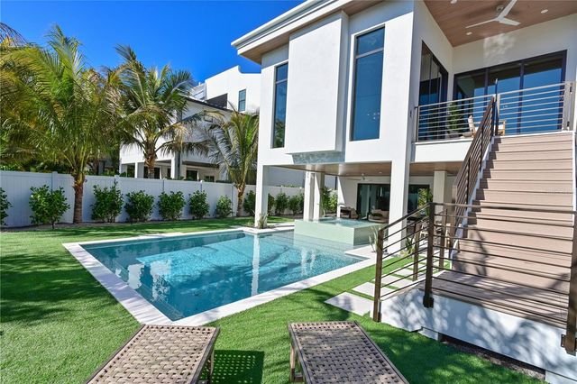 111 PALMETTO AVENUE, Anna Maria, FL 34216