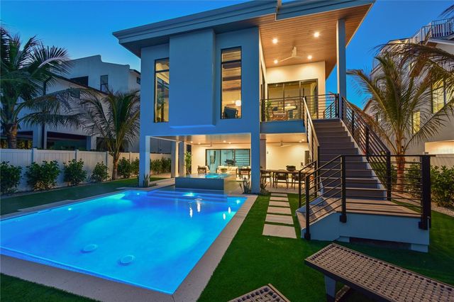 111 PALMETTO AVENUE, Anna Maria, FL 34216