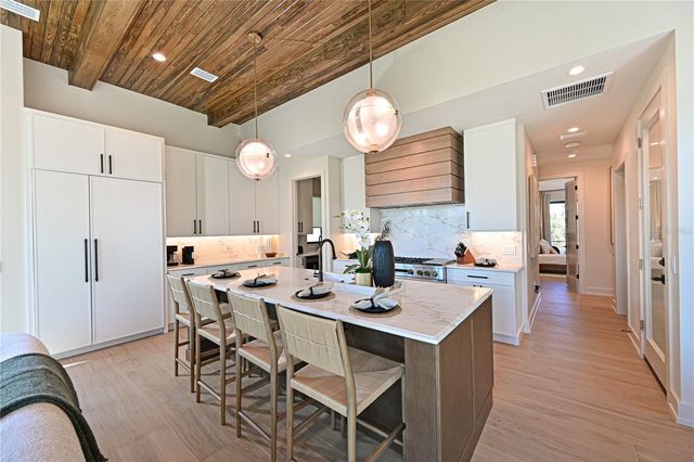 111 PALMETTO AVENUE, Anna Maria, FL 34216