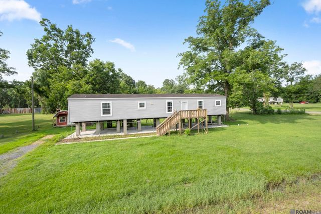 8526 Pertuis Rd, St Amant, LA 70774
