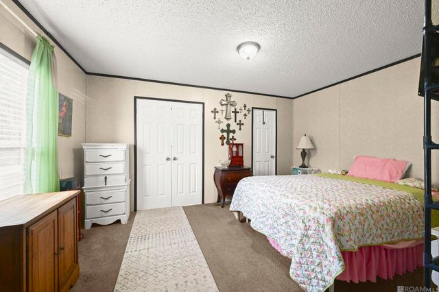 8526 Pertuis Rd, St Amant, LA 70774