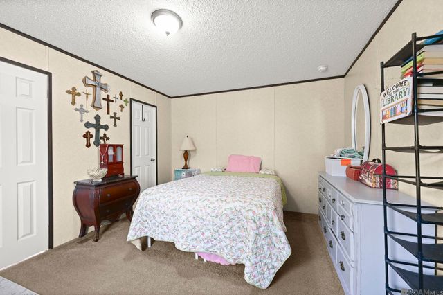8526 Pertuis Rd, St Amant, LA 70774