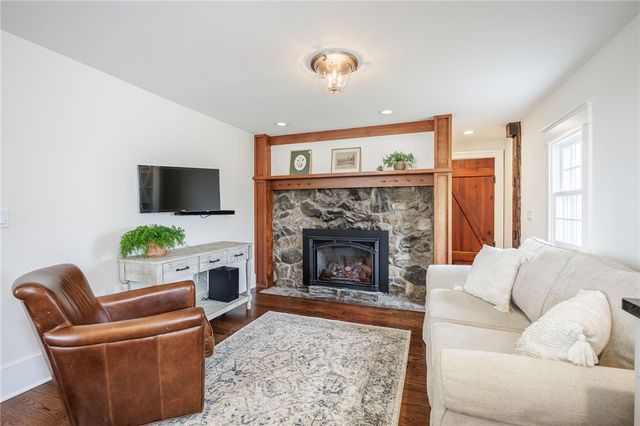 648 Mendon Road, Pittsford, NY 14534