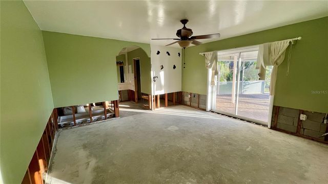 1415 COLUMBIAN DRIVE, Punta Gorda, FL 33950