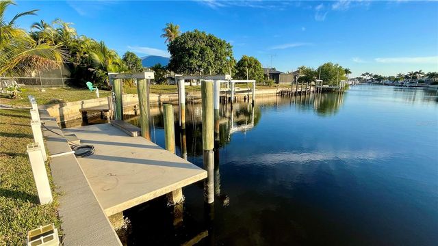 1415 COLUMBIAN DRIVE, Punta Gorda, FL 33950