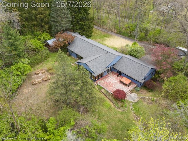 27869 Old Colony Street, Farmington, MI 48334