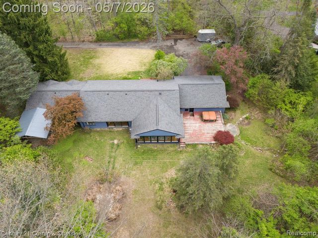 27869 Old Colony Street, Farmington, MI 48334