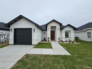 5905 N Pedaso Del Sol N, Edinburg, TX 78542