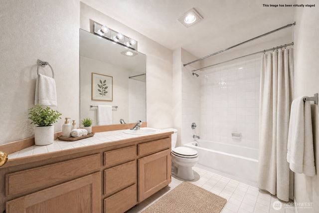 2009 Mill Pointe Drive SE, Bothell, WA 98012