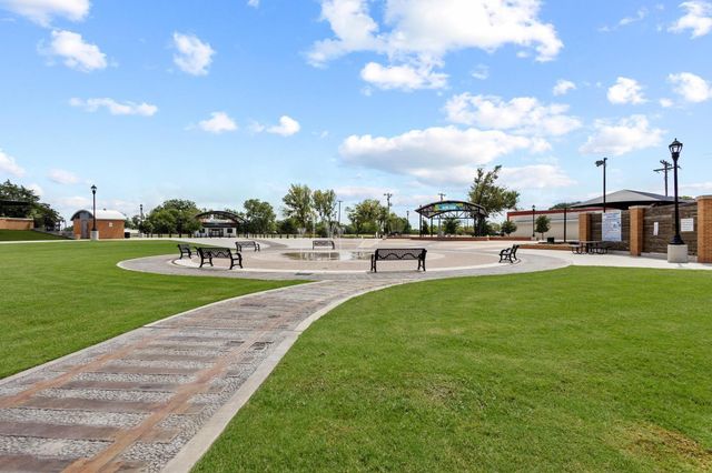 878 N Main Drive, Van Alstyne, TX 75495
