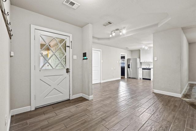 878 N Main Drive, Van Alstyne, TX 75495