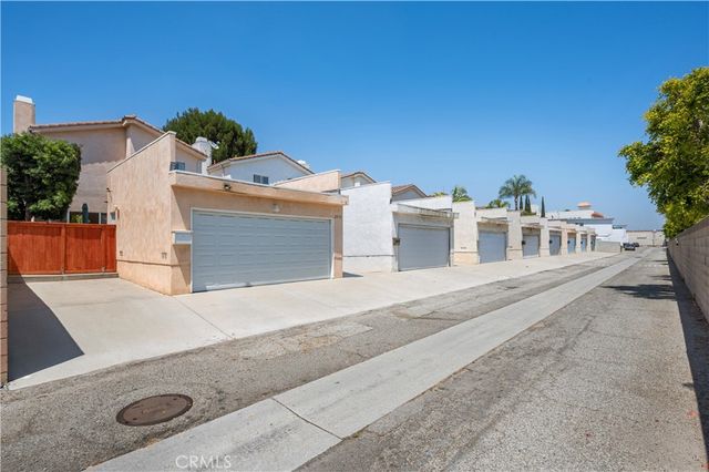 2556 W 235th Street, Torrance, CA 90505