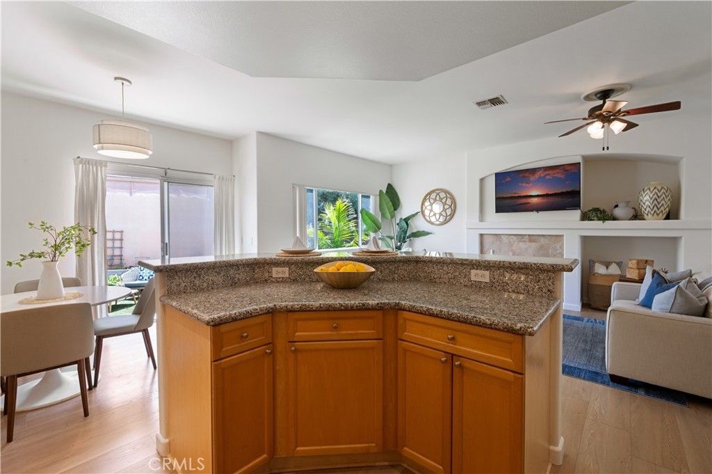 Image 10 of property listing at 2556 W 235th Street, Torrance, CA 90505