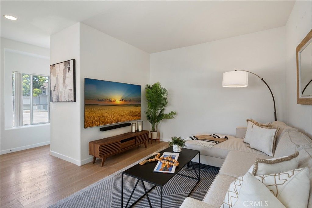Image 15 of property listing at 2556 W 235th Street, Torrance, CA 90505