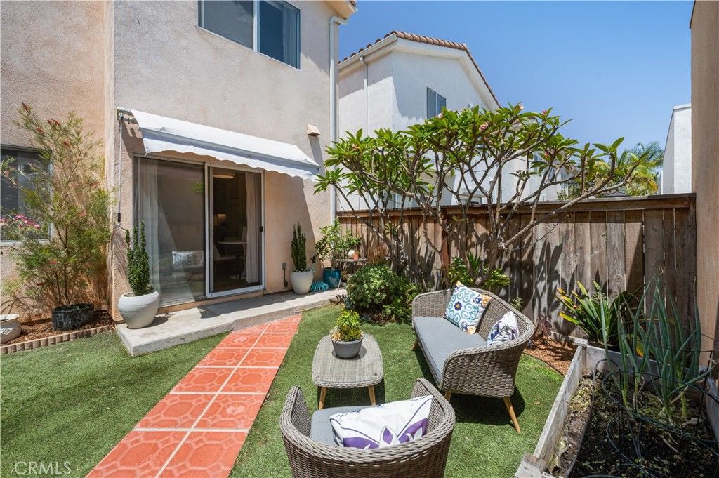 Image 40 of property listing at 2556 W 235th Street, Torrance, CA 90505