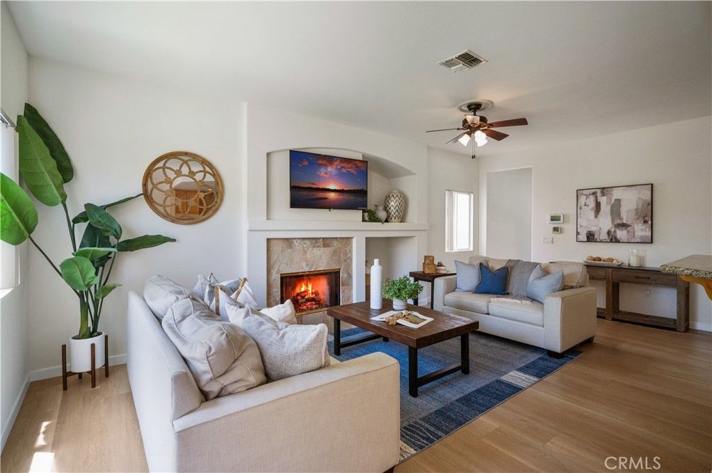 Image 5 of property listing at 2556 W 235th Street, Torrance, CA 90505