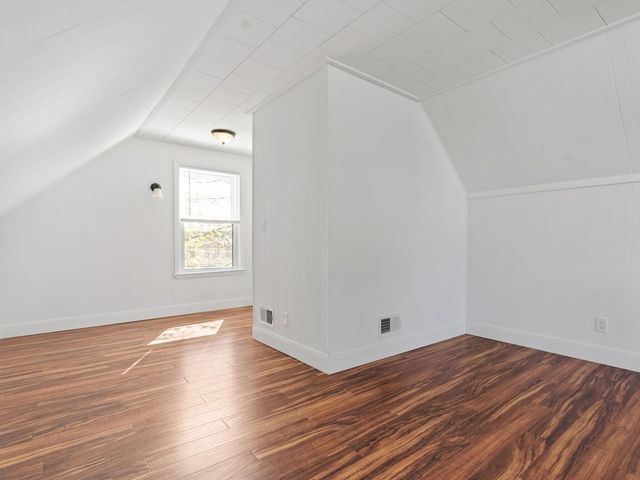 42-44 Gold Star 44, Cambridge, MA 02140