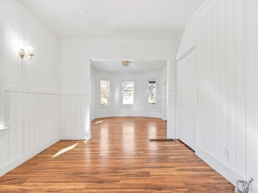 42-44 Gold Star 44, Cambridge, MA 02140
