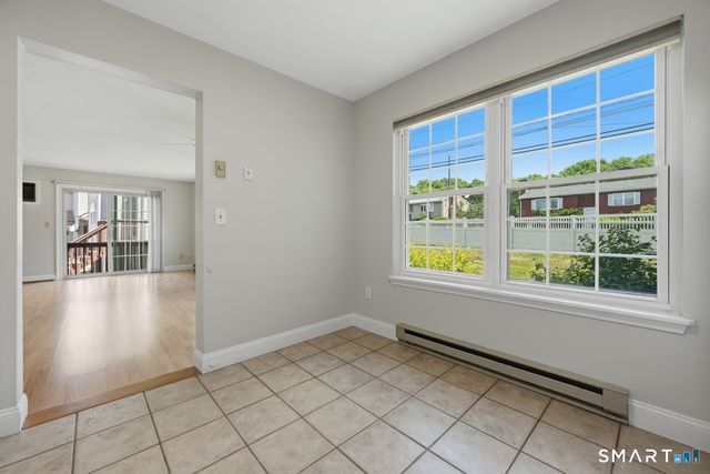 10 Taft Point 8, Waterbury, CT 06708