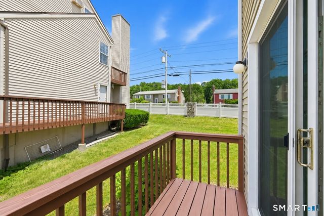 10 Taft Point 8, Waterbury, CT 06708