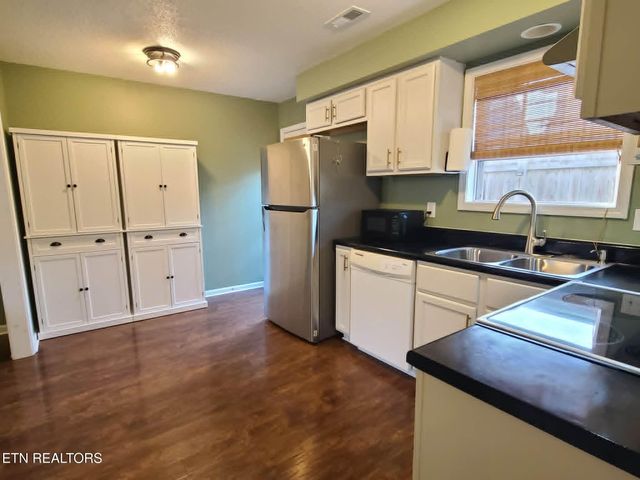 917 Hazelbrook Way, Knoxville, TN 37912