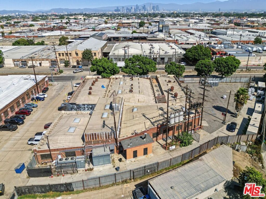 802 E Gage Avenue, Los Angeles, CA 90001 — photo 4