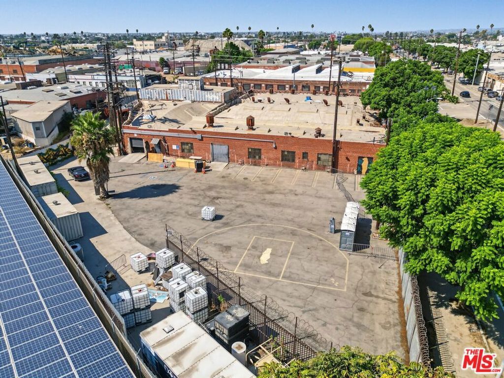 802 E Gage Avenue, Los Angeles, CA 90001 — photo 5