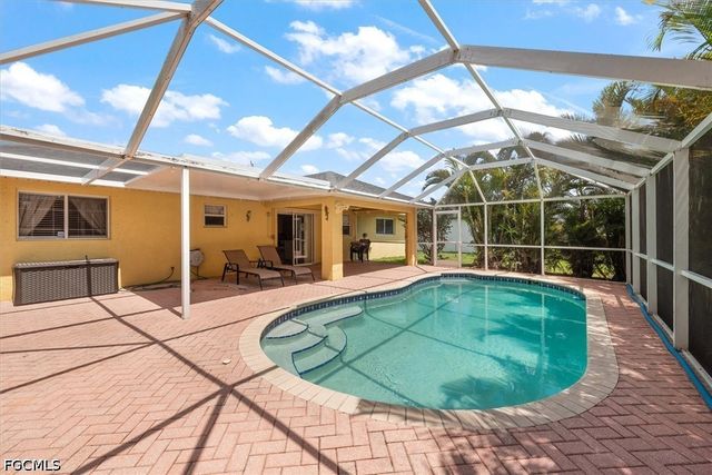 504 NW 3rd LN, Cape Coral, FL 33993