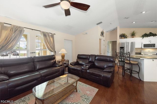 504 NW 3rd LN, Cape Coral, FL 33993